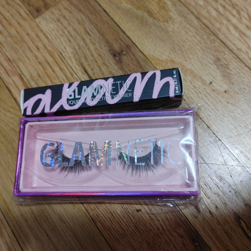Glamnetic eyelashes and eyeliner
